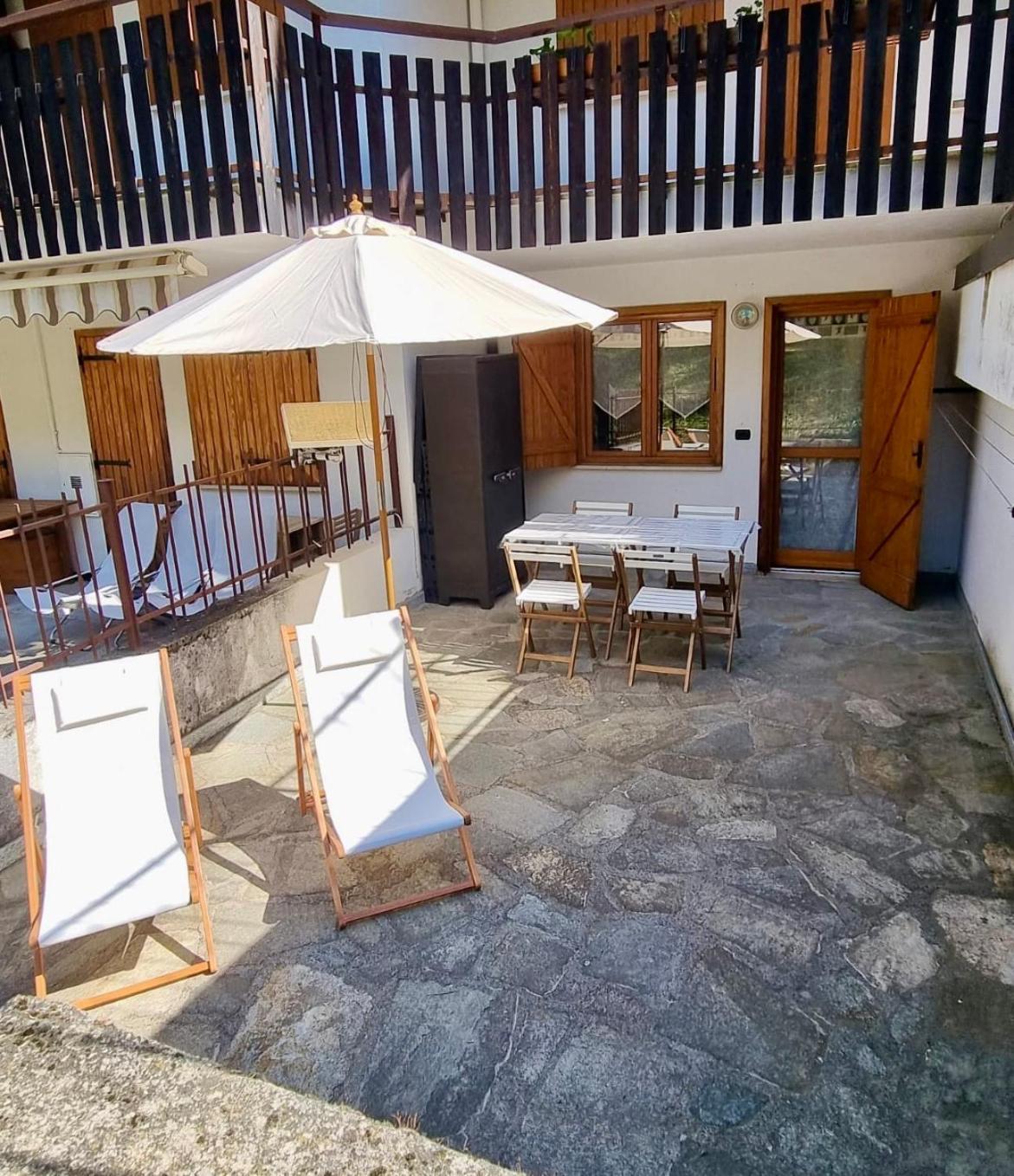 Appartement La Casa Del Cervo à Limone Piemonte Extérieur photo